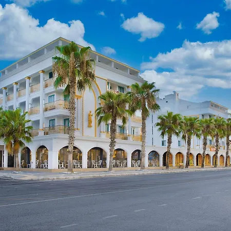 Sealife Lounge - Adult Only