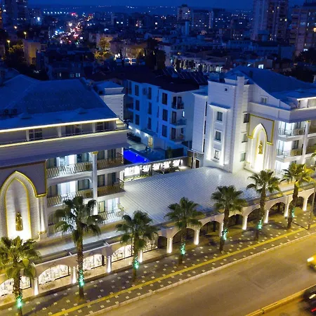 Sealife Lounge - Adult Only