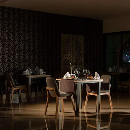Sealife Lounge - Adult Only Hotel