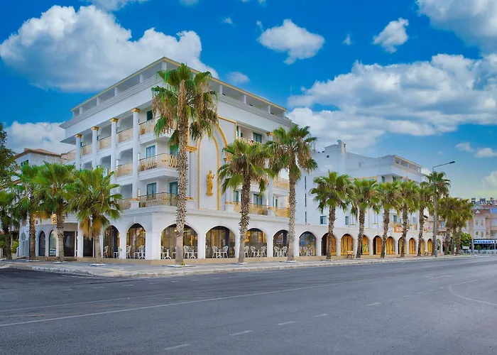 Sealife Lounge - Adult Only