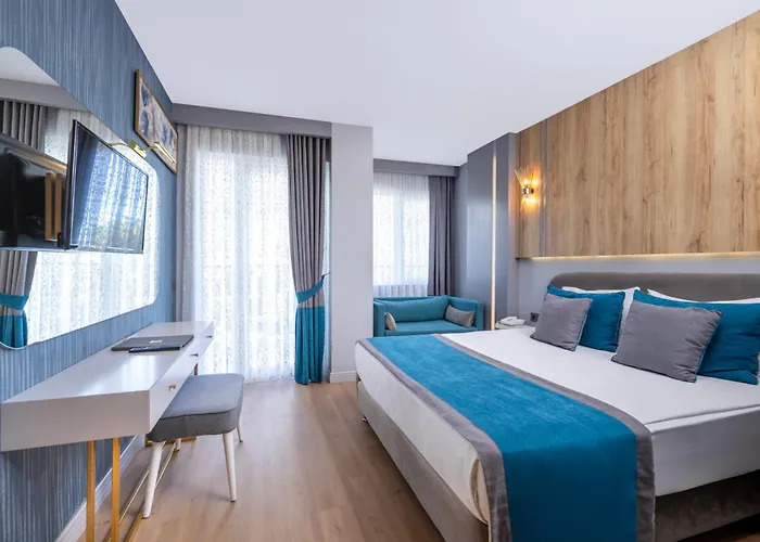 Sealife Lounge - Adult Only