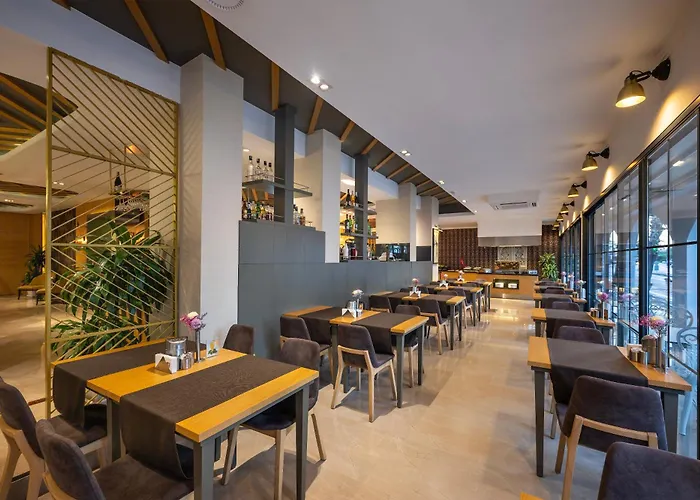 ホテル Sealife Lounge - Adult Only 3*