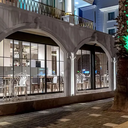 Sealife Lounge - Adult Only