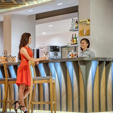 Sealife Lounge - Adult Only